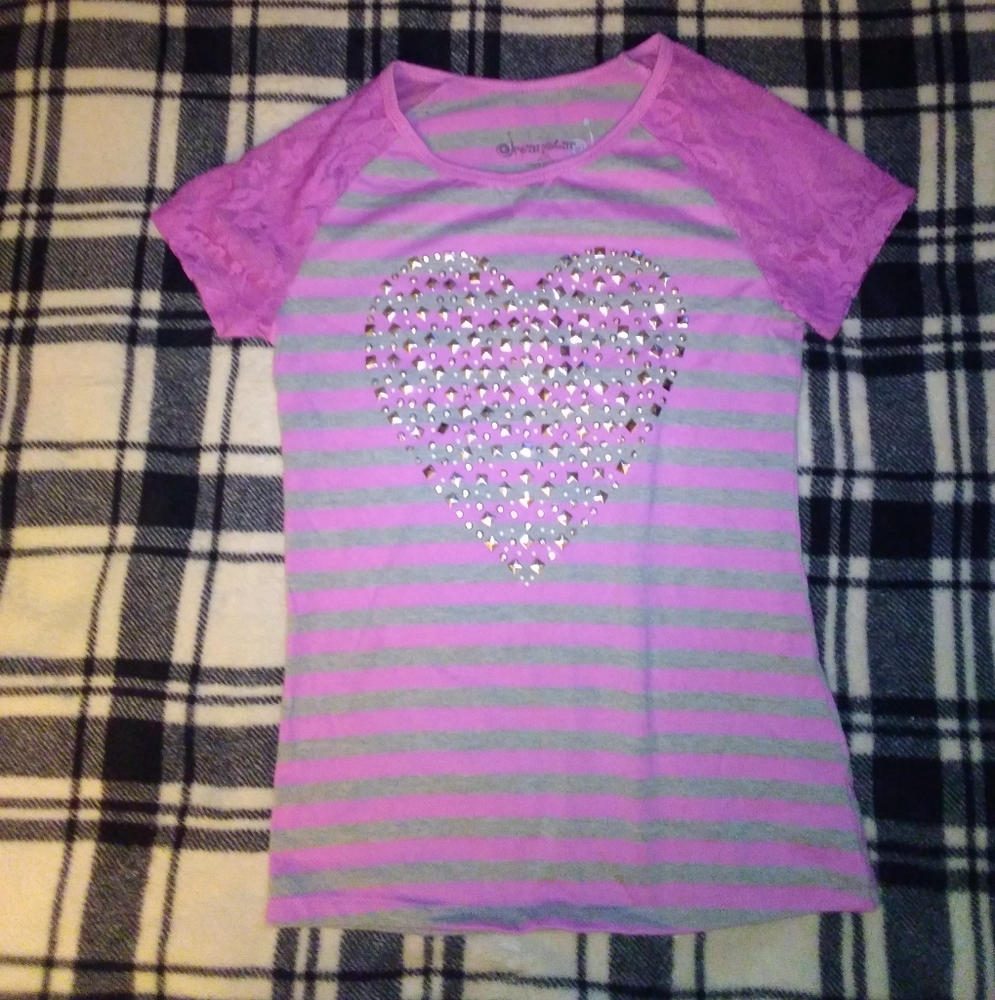 2/$15 Dreamstar L Purple Striped Top w Lace